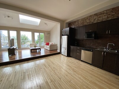 2BR Historic Luxury Retreat in the Heart of Golden Square Mile Downtown Montreal