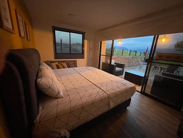 2 bedrooms, bed sheets