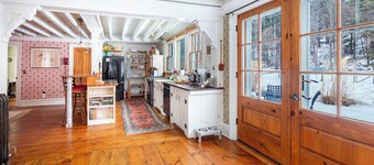 Catskill dreamy pet friendly country house  for a unique getaway experience.