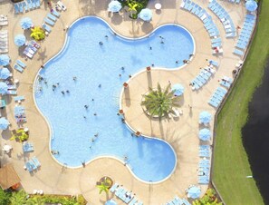 Piscine extérieure