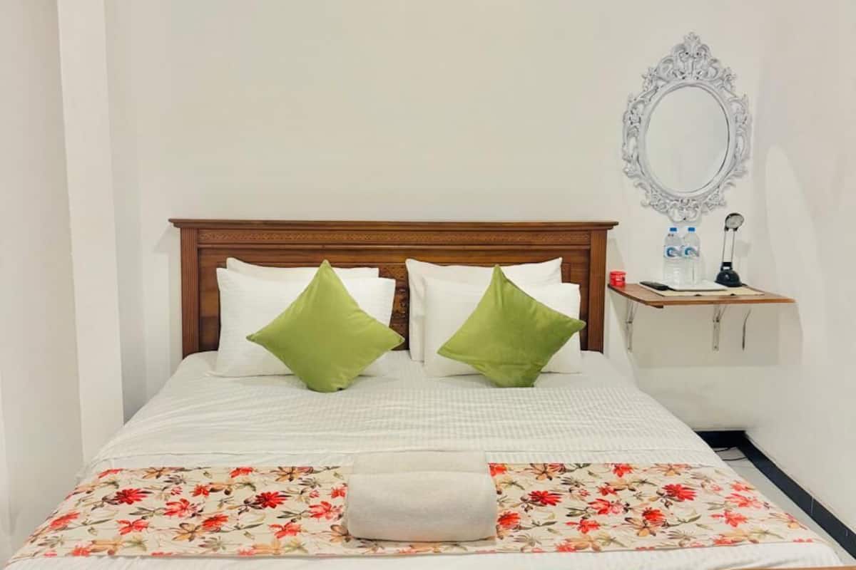 Chambre Deluxe, 1 très grand lit, non-fumeur | Commodité de la chambre