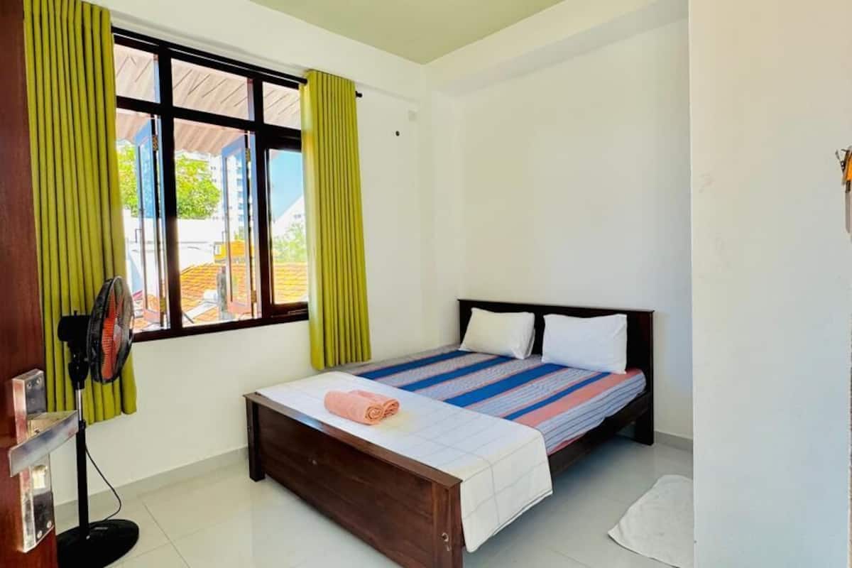 Chambre Deluxe | Chambres insonorisées, fer et planche à repasser, Wi-Fi gratuit