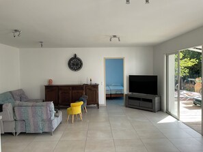 Living area - Maison à 400 mt de la Plage (St gorges doleron)