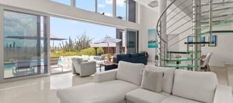 Luxury Mansion with View at Casa Altamira by Bocobay