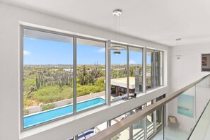 Interior - Hilltop Mansion | 8 min to Palm Beach | by Bocobay (Noord)