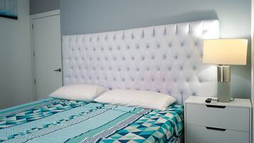 3 habitaciones, tabla de planchar con plancha, wifi y ropa de cama