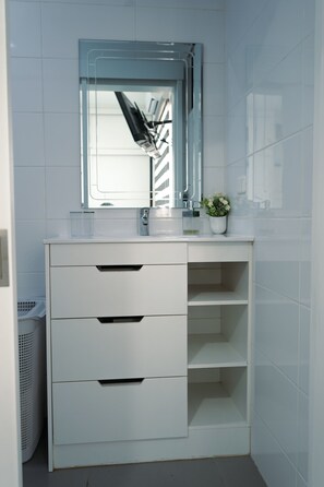 Seife, Shampoo, Toilettenpapier