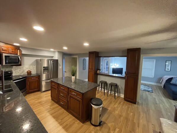 Microwave, oven, stovetop, dishwasher