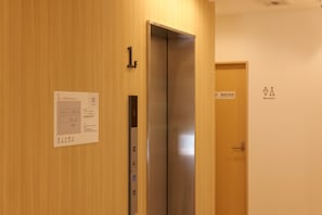 Reception - Waka Kyoto Kawaramachi (Kyoto)