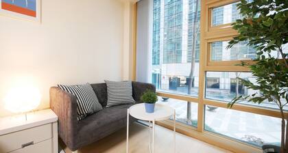 LOVELY PLACE, PRIME LOCATION ! 5 minutes to the subway