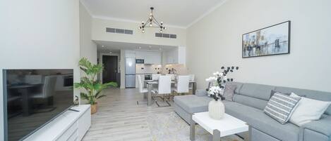 Deluxe Apartment | Living area