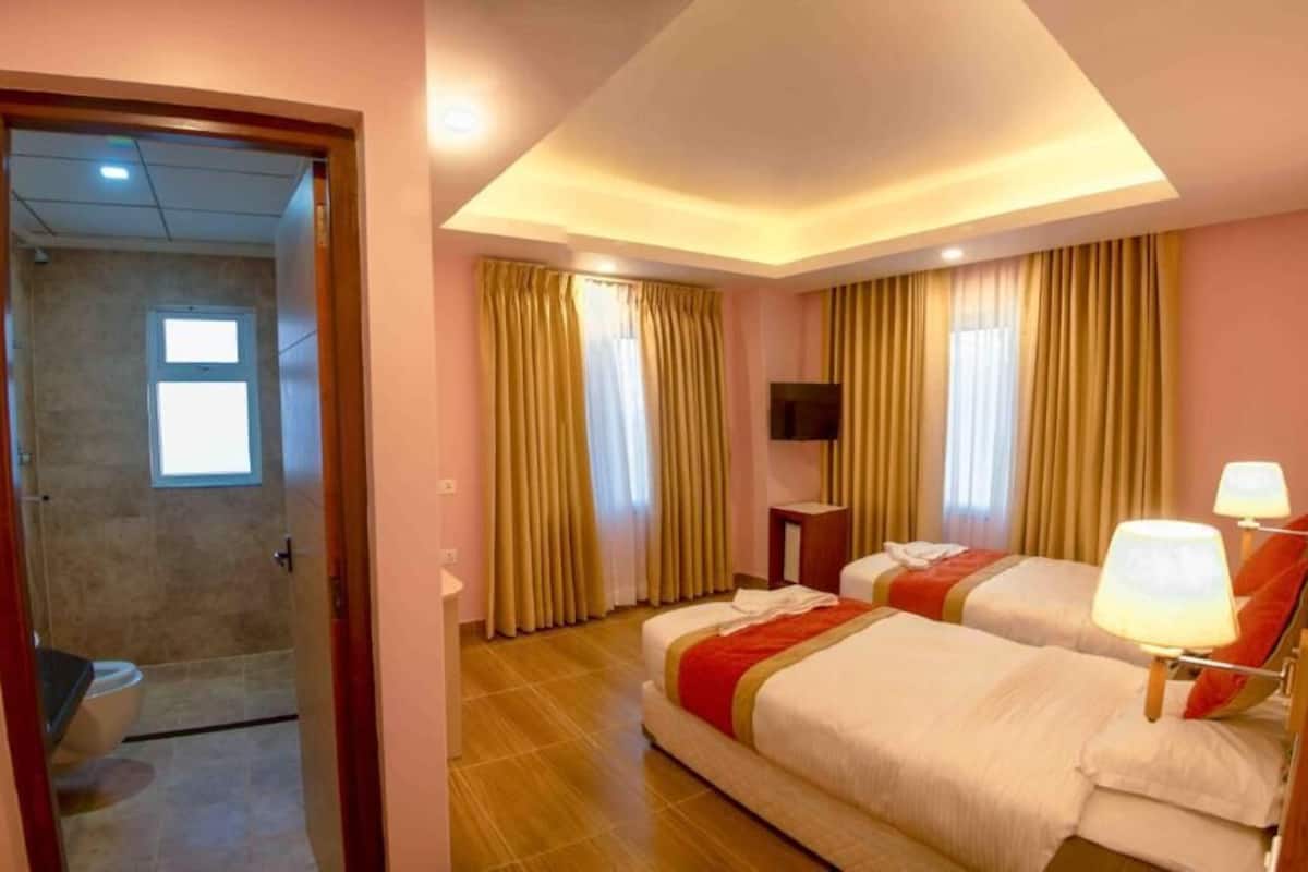 Deluxe Twin Room | Soundproofing, WiFi (free)