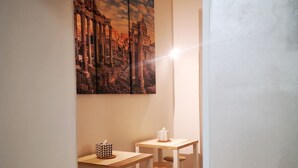 Flat-screen TV, printers - Emperooms Guest House (Rome)
