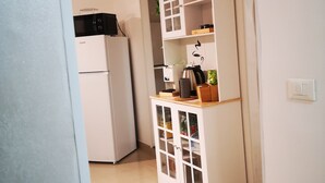 Flat-screen TV, printers - Emperooms Guest House (Rome)