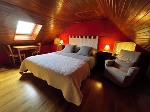 2 bedrooms, iron/ironing board, travel cot, free WiFi - Au Coeur de la Campagne Correzienne (Saint-Cirgues-la-Loutre)