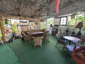 Exterior - baansikhao yanui (Rawai)