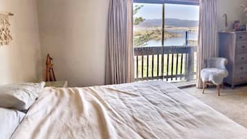 3 bedrooms, iron/ironing board, travel cot, WiFi