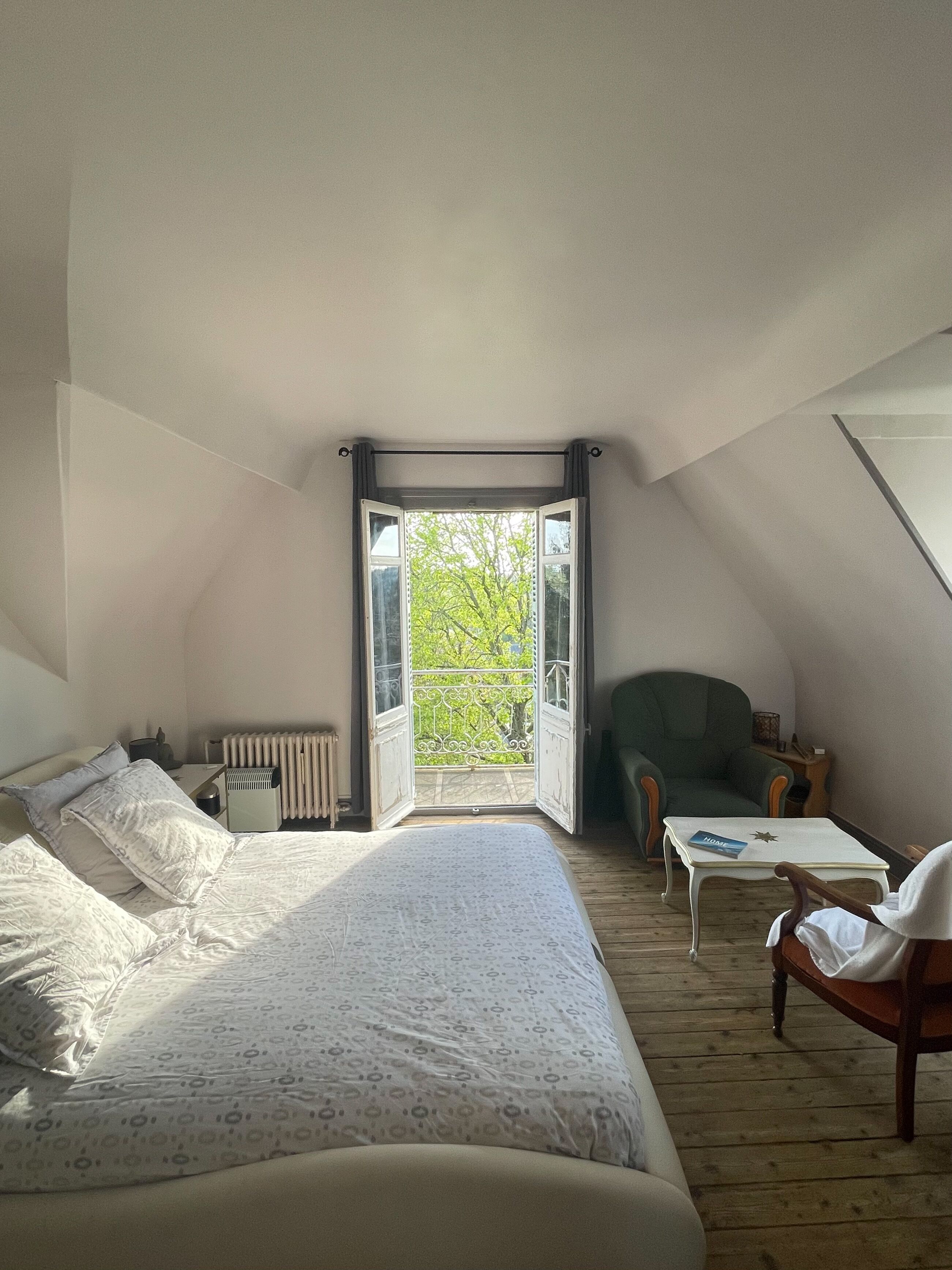 3 sovrum, strykjärn/strykbräda, gratis wi-fi och sängkläder