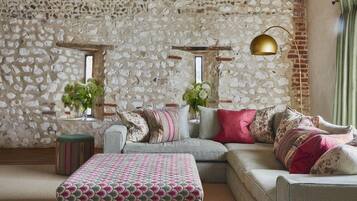 Smart TV, fireplace, foosball, table tennis