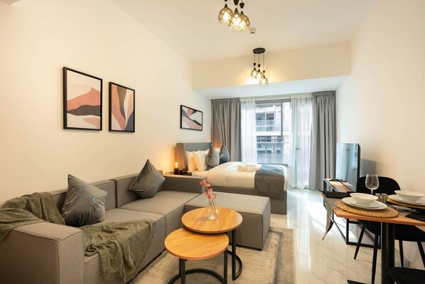 Basic Apartment | Living area - Spacious Studio in Oasis 714 (Abu Dhabi)