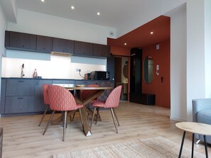 Dining - La Villa Bompard 50m² Cœur de Ville Avec Terrasse (Rodez)