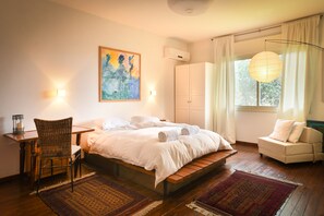 3 Schlafzimmer, Schreibtisch, laptopgeeigneter Arbeitsplatz