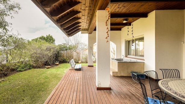 Unclassified image, 1 of 45, button - Country Yard Villa in Yaffe Nof Maalot (Ma'alot - Tarshiha)