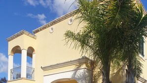 Exterior - station69 bed and breakfast (Fasano)