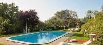 Villa Belveder - Exclusive Pool, Park, and Wi-Fi