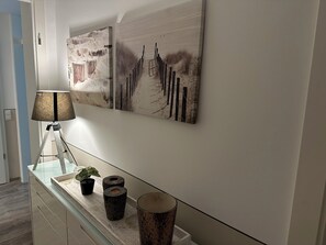 Interior - Quiet apartment close to the city Taucha/Leipzig terrace/garden and balcony 2x bathroom/toilet (Taucha)