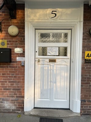 واجهة المنشأة