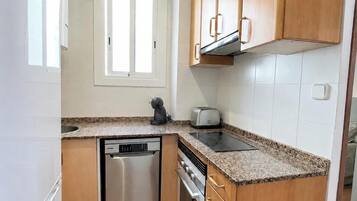 Fridge, microwave, oven, dishwasher