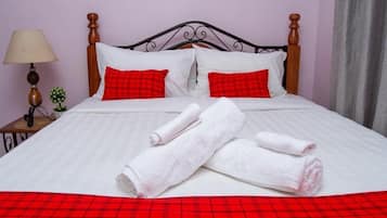 2 bedrooms, iron/ironing board, travel cot, WiFi