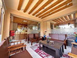 Lobby sitting area - Numinous Hotel (Thimphu)