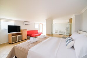 1 bedroom, free WiFi, bed sheets