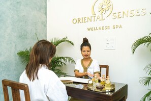 Couples treatment room(s), steam room, deep-tissue massages - Silva Heritage Resort Goa (Colva)