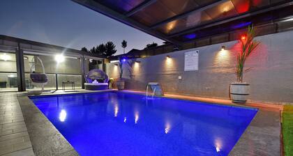 Luxury Villa with heated pool in Zfat