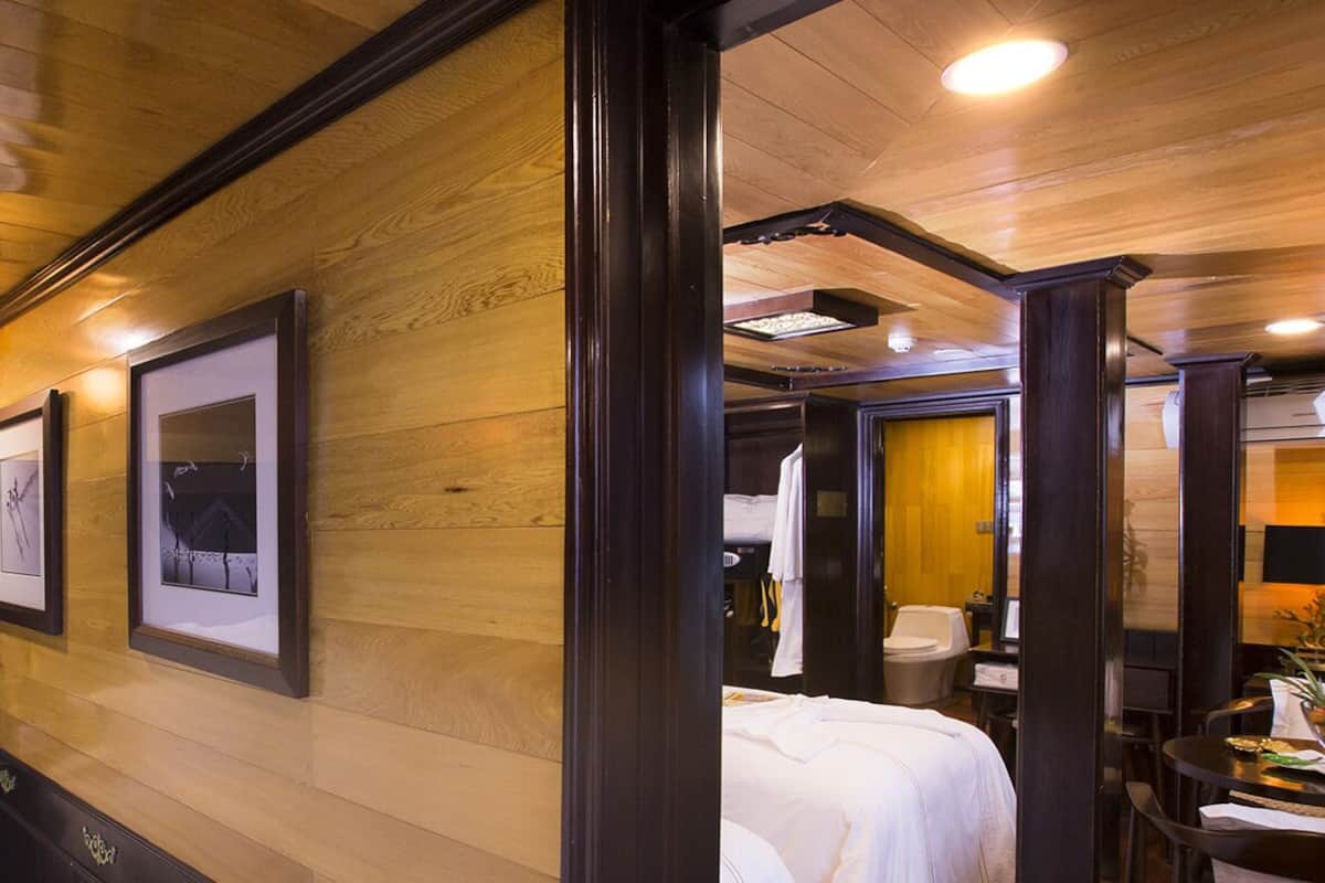 Phòng Suite dành cho gia đình | 2 phòng ngủ, minibar, bộ trải giường, có lối đi dành cho xe lăn