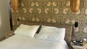 4 slaapkamers, een strijkplank/strijkijzer, wifi, beddengoed