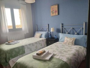 3 bedrooms, iron/ironing board, travel crib, WiFi