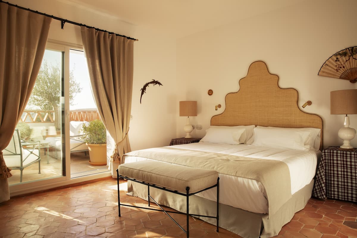 Junior studio suite | 1 slaapkamer, luxe beddengoed, bedden met traagschuimmatras, een minibar