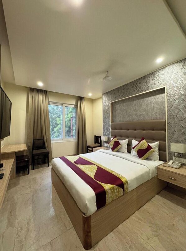 Quarto premium | 1 quarto, quartos à prova de som, Wi-Fi de cortesia, roupa de cama