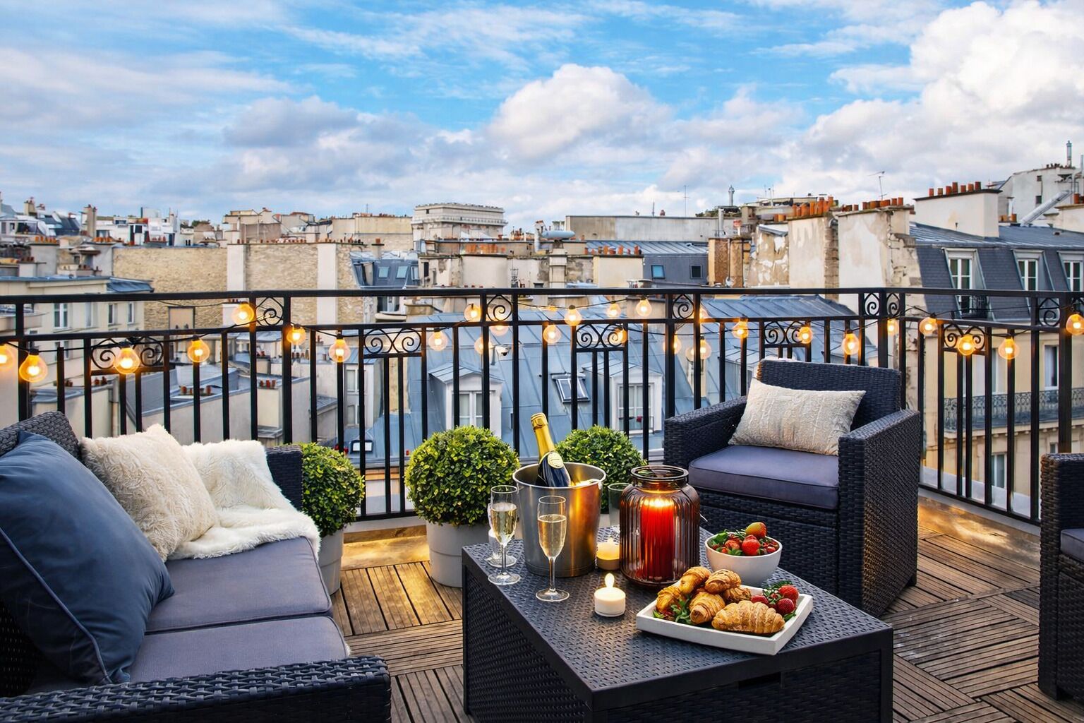 Balcony / Terrace
