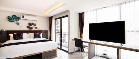 Habitación doble Deluxe | Caja de seguridad en la habitación, escritorio y insonorización