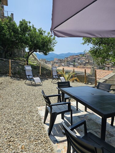 Cozy historic house with garden and view