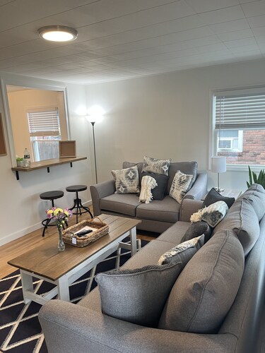 Schenectady Home, Perfect for your business needs.