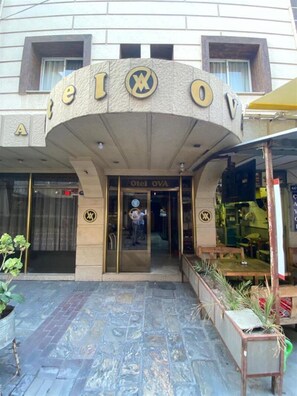 Front of property - Otel OVA (Izmir)