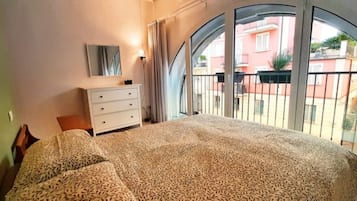 1 sovrum, internet och sängkläder