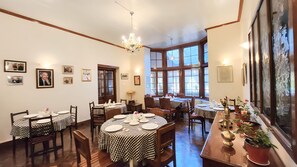 Dining - Ivanhoe Hotel A Heritage Property (Darjeeling)