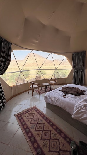 Egyptian cotton sheets, premium bedding, pillow-top beds - Adel rum camp (Wadi Rum)